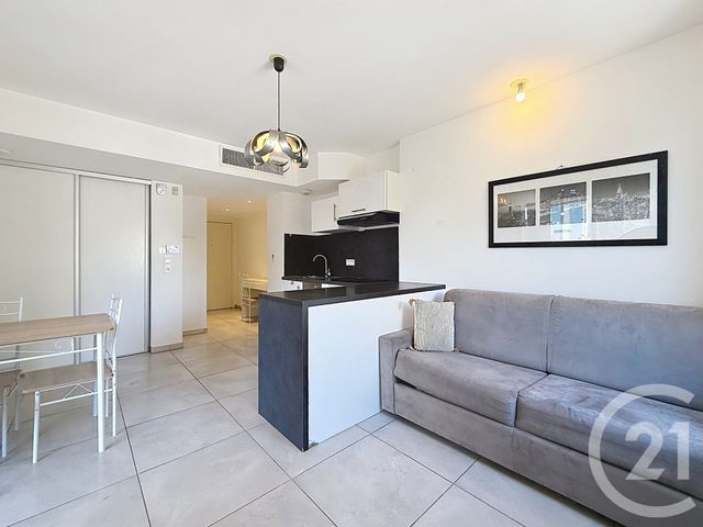 Appartement F1 à louer - 1 pièce - 27.26 m2 - CANNES - 06 - PROVENCE-ALPES-COTE-D-AZUR - Century 21 Adhère Transactions