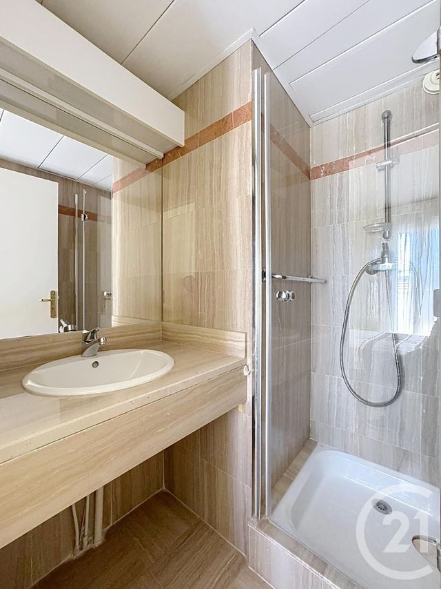 Appartement Duplex à vendre - 6 pièces - 115.0 m2 - CANNES - 06 - PROVENCE-ALPES-COTE-D-AZUR - Century 21 Adhère Transactions