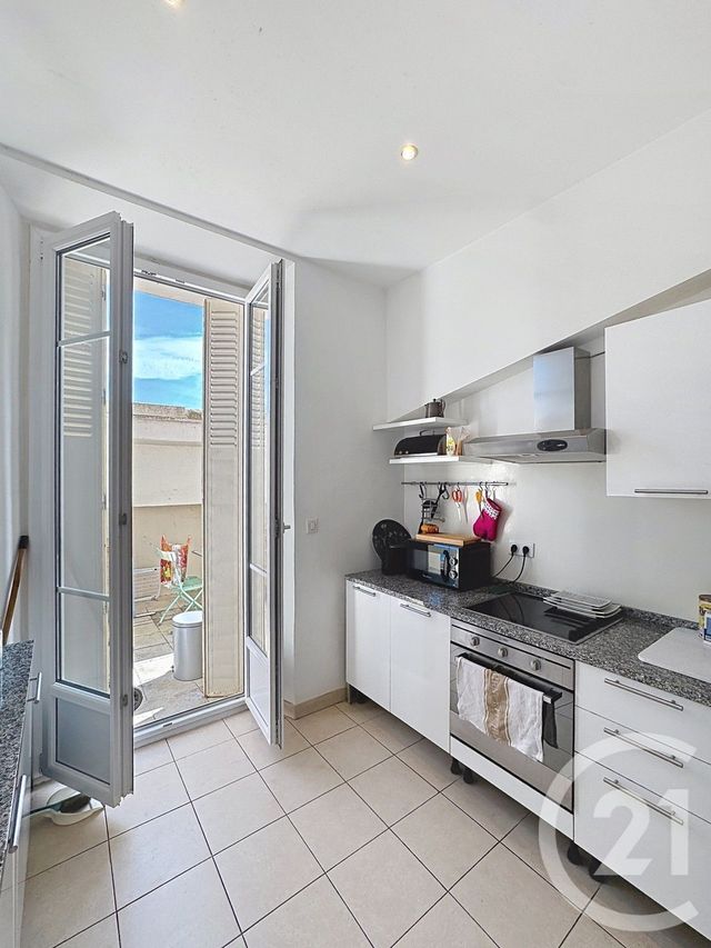 Appartement F3 à vendre - 3 pièces - 92.0 m2 - CANNES - 06 - PROVENCE-ALPES-COTE-D-AZUR - Century 21 Adhère Transactions