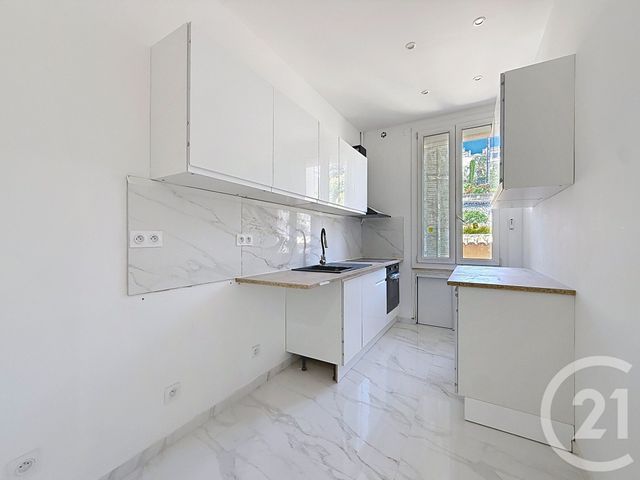 Appartement F2 à louer - 2 pièces - 42.0 m2 - CANNES - 06 - PROVENCE-ALPES-COTE-D-AZUR - Century 21 Adhère Transactions