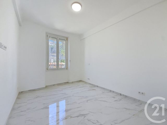 Appartement F2 à louer - 2 pièces - 42.0 m2 - CANNES - 06 - PROVENCE-ALPES-COTE-D-AZUR - Century 21 Adhère Transactions