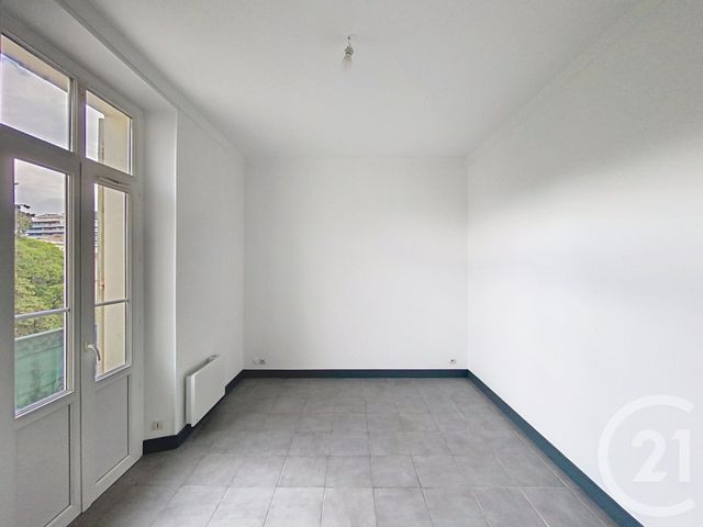 Appartement F2 à louer - 2 pièces - 41.69 m2 - CANNES - 06 - PROVENCE-ALPES-COTE-D-AZUR - Century 21 Adhère Transactions