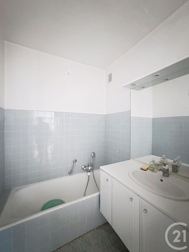 Appartement F4 à vendre - 4 pièces - 114.0 m2 - CANNES - 06 - PROVENCE-ALPES-COTE-D-AZUR - Century 21 Adhère Transactions