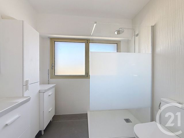 Appartement F3 à louer - 3 pièces - 57.62 m2 - CANNES - 06 - PROVENCE-ALPES-COTE-D-AZUR - Century 21 Adhère Transactions