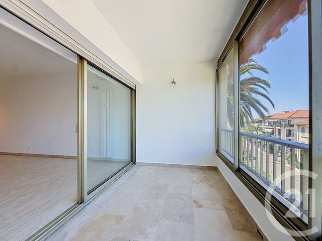 Appartement F3 à louer - 3 pièces - 57.62 m2 - CANNES - 06 - PROVENCE-ALPES-COTE-D-AZUR - Century 21 Adhère Transactions