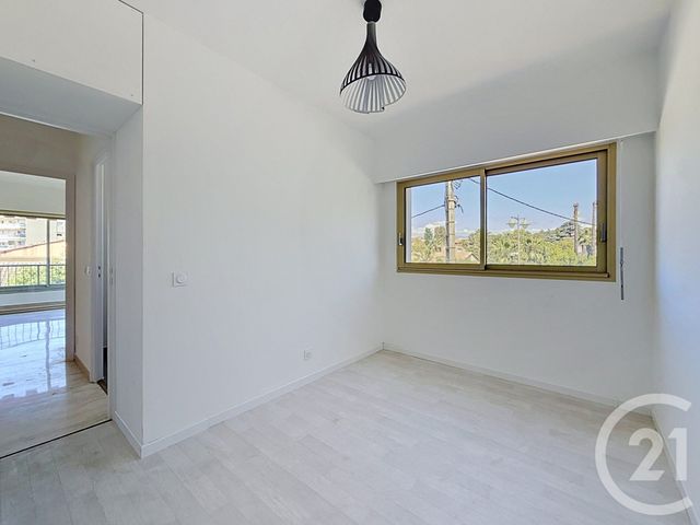 Appartement F3 à louer - 3 pièces - 57.62 m2 - CANNES - 06 - PROVENCE-ALPES-COTE-D-AZUR - Century 21 Adhère Transactions