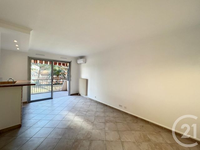 Appartement F2 à louer - 2 pièces - 41.09 m2 - MANDELIEU LA NAPOULE - 06 - PROVENCE-ALPES-COTE-D-AZUR - Century 21 Adhère Transactions