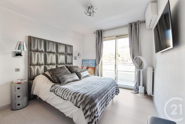 Appartement F3 à vendre - 3 pièces - 82.0 m2 - CANNES - 06 - PROVENCE-ALPES-COTE-D-AZUR - Century 21 Adhère Transactions