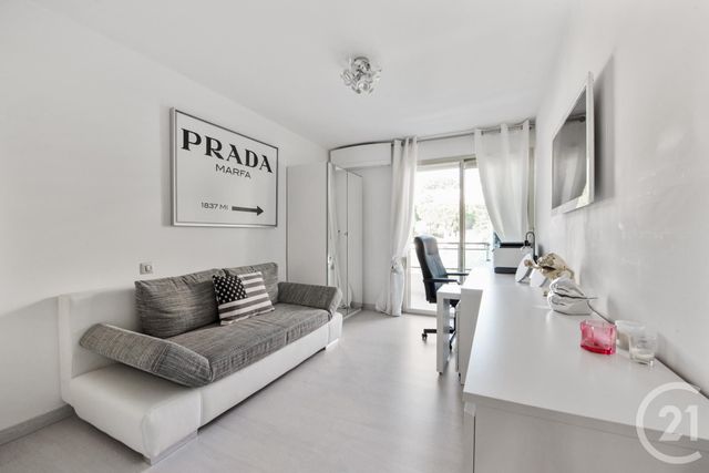 Appartement F3 à vendre - 3 pièces - 82.0 m2 - CANNES - 06 - PROVENCE-ALPES-COTE-D-AZUR - Century 21 Adhère Transactions