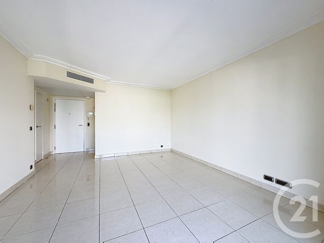 Appartement F2 à louer - 2 pièces - 45.33 m2 - CANNES - 06 - PROVENCE-ALPES-COTE-D-AZUR - Century 21 Adhère Transactions