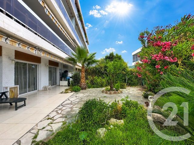 Appartement F3 à vendre - 3 pièces - 68.04 m2 - CANNES - 06 - PROVENCE-ALPES-COTE-D-AZUR - Century 21 Adhère Transactions