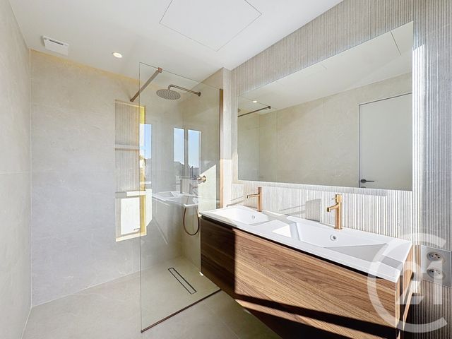 Appartement F3 à vendre - 3 pièces - 64.42 m2 - CANNES - 06 - PROVENCE-ALPES-COTE-D-AZUR - Century 21 Adhère Transactions