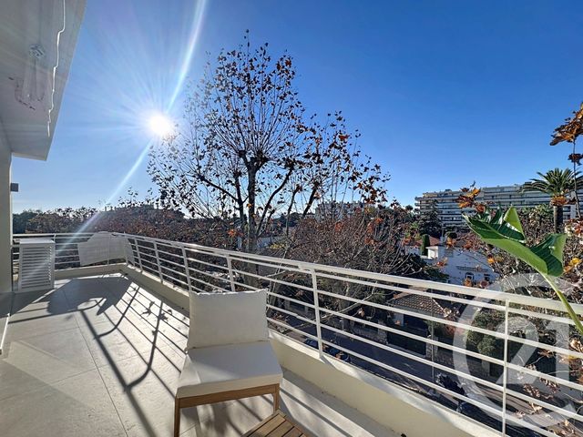 Appartement F3 à vendre - 3 pièces - 64.42 m2 - CANNES - 06 - PROVENCE-ALPES-COTE-D-AZUR - Century 21 Adhère Transactions