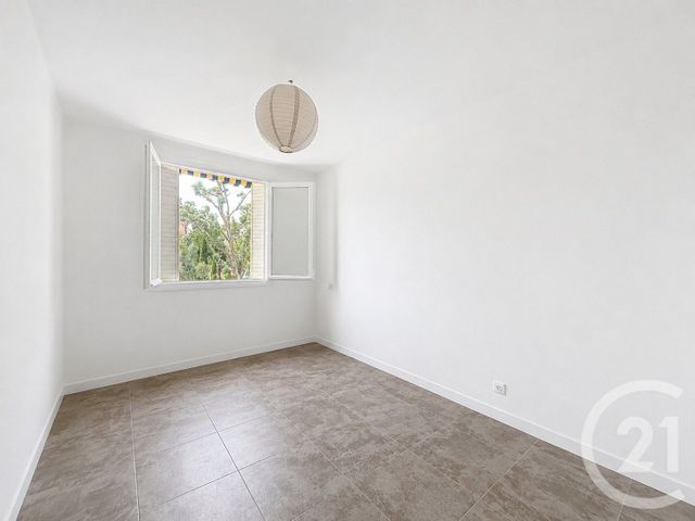 Appartement F3 à louer - 3 pièces - 62.1 m2 - CANNES - 06 - PROVENCE-ALPES-COTE-D-AZUR - Century 21 Adhère Transactions