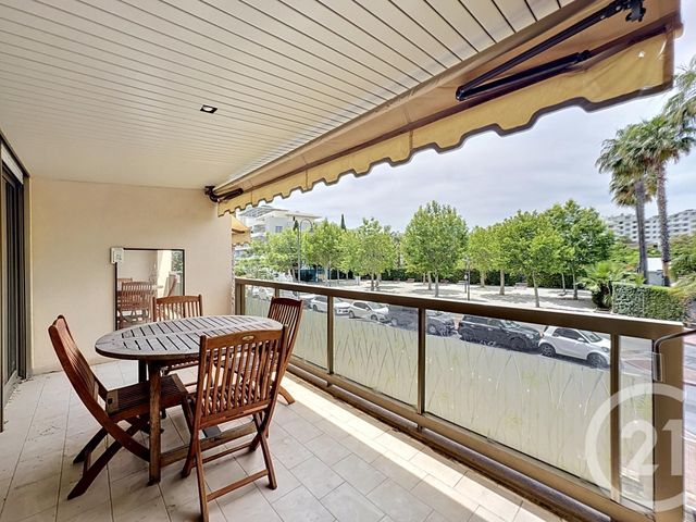 Appartement F1 à vendre - 2 pièces - 46.06 m2 - CANNES - 06 - PROVENCE-ALPES-COTE-D-AZUR - Century 21 Adhère Transactions