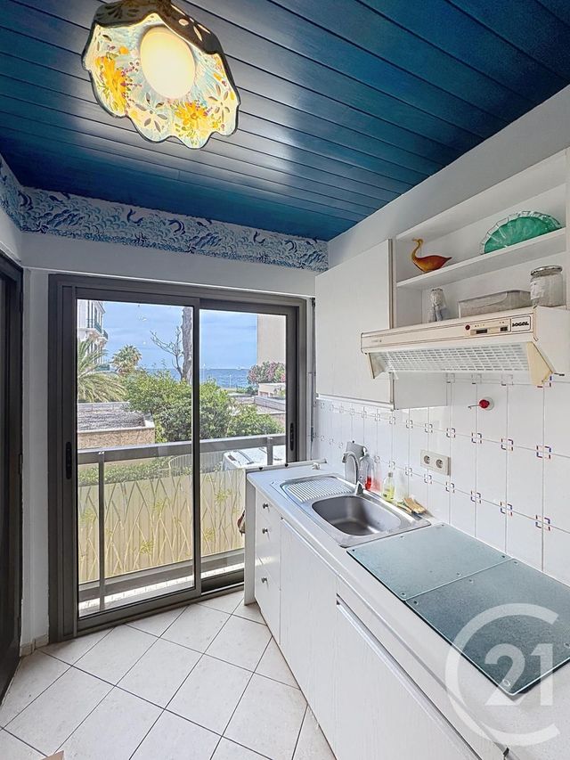 Appartement F1 à vendre - 2 pièces - 46.06 m2 - CANNES - 06 - PROVENCE-ALPES-COTE-D-AZUR - Century 21 Adhère Transactions