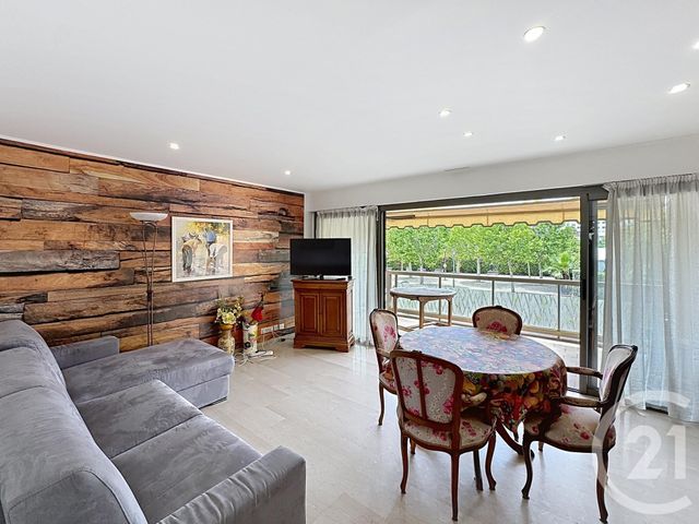 Appartement F1 à vendre - 2 pièces - 46.06 m2 - CANNES - 06 - PROVENCE-ALPES-COTE-D-AZUR - Century 21 Adhère Transactions