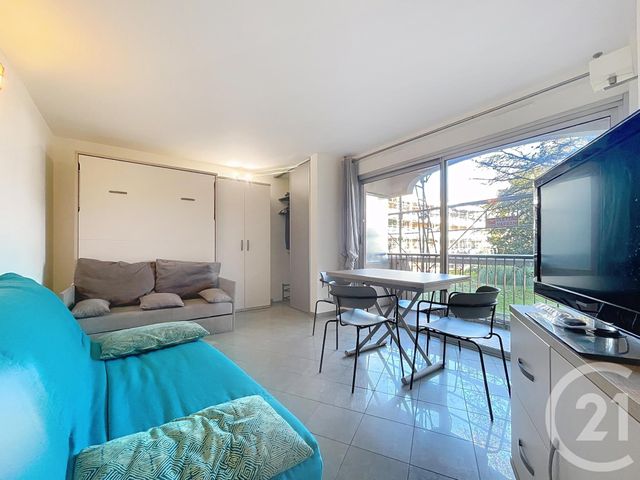 Appartement F1 à louer - 1 pièce - 30.42 m2 - MANDELIEU LA NAPOULE - 06 - PROVENCE-ALPES-COTE-D-AZUR - Century 21 Adhère Transactions