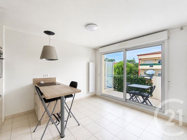 Appartement F2 à louer - 2 pièces - 25.71 m2 - MOUGINS - 06 - PROVENCE-ALPES-COTE-D-AZUR - Century 21 Adhère Transactions