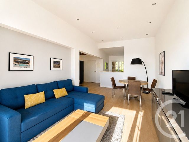 Appartement F3 à louer - 3 pièces - 82.0 m2 - LE GOLFE JUAN - 06 - PROVENCE-ALPES-COTE-D-AZUR - Century 21 Adhère Transactions