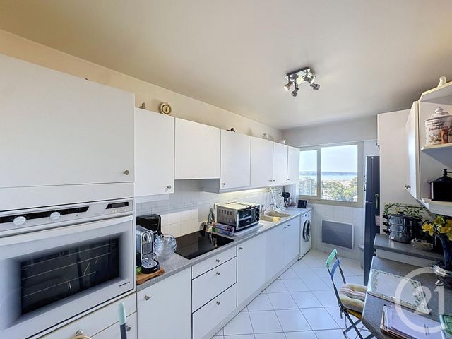 Appartement F3 à vendre - 3 pièces - 70.0 m2 - CANNES - 06 - PROVENCE-ALPES-COTE-D-AZUR - Century 21 Adhère Transactions