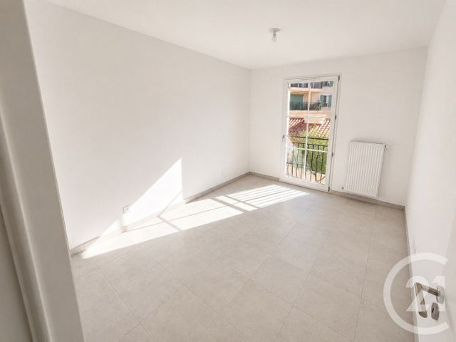 Appartement F3 à louer - 3 pièces - 64.33 m2 - ROQUEFORT LES PINS - 06 - PROVENCE-ALPES-COTE-D-AZUR - Century 21 Adhère Transactions