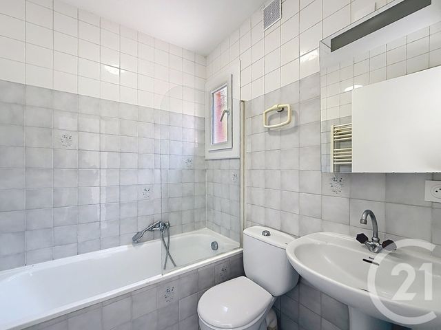 Appartement F1 à louer - 1 pièce - 21.44 m2 - VALLAURIS - 06 - PROVENCE-ALPES-COTE-D-AZUR - Century 21 Adhère Transactions