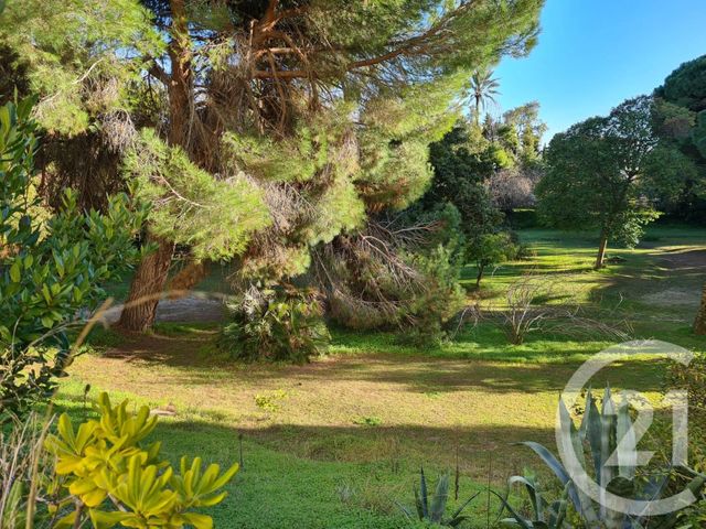 Appartement F2 à vendre - 2 pièces - 60.0 m2 - CANNES - 06 - PROVENCE-ALPES-COTE-D-AZUR - Century 21 Adhère Transactions