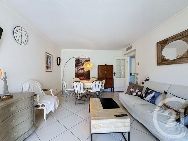 Appartement F3 à louer - 3 pièces - 58.92 m2 - CANNES - 06 - PROVENCE-ALPES-COTE-D-AZUR - Century 21 Adhère Transactions