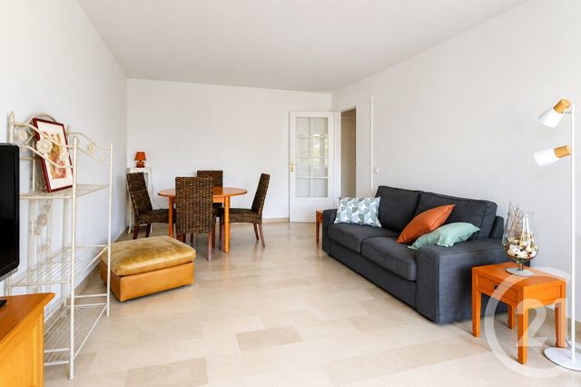 Appartement F2 à louer - 2 pièces - 47.77 m2 - MOUGINS - 06 - PROVENCE-ALPES-COTE-D-AZUR - Century 21 Adhère Transactions