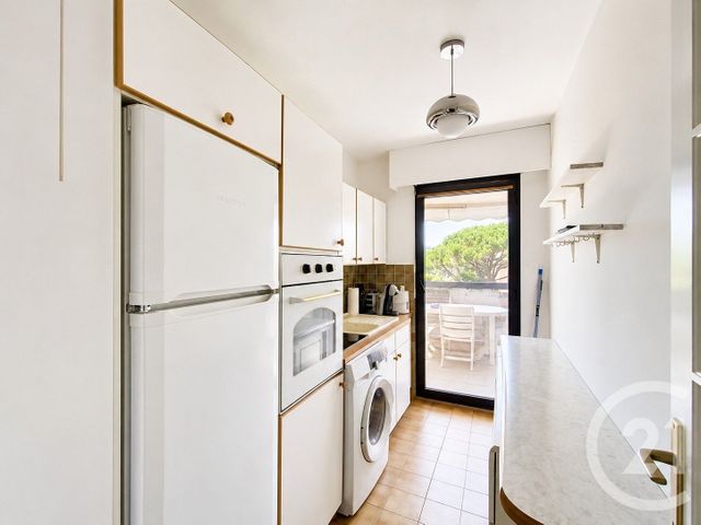 Appartement F2 à louer - 2 pièces - 47.77 m2 - MOUGINS - 06 - PROVENCE-ALPES-COTE-D-AZUR - Century 21 Adhère Transactions