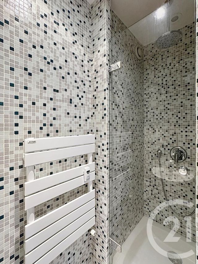 Appartement F3 à vendre - 3 pièces - 69.0 m2 - CANNES - 06 - PROVENCE-ALPES-COTE-D-AZUR - Century 21 Adhère Transactions