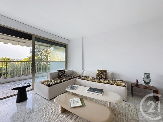 Appartement F2 à vendre - 2 pièces - 68.54 m2 - CANNES - 06 - PROVENCE-ALPES-COTE-D-AZUR - Century 21 Adhère Transactions
