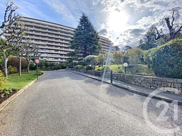 Appartement F2 à vendre - 2 pièces - 68.54 m2 - CANNES - 06 - PROVENCE-ALPES-COTE-D-AZUR - Century 21 Adhère Transactions