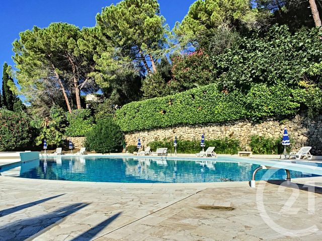 Appartement F2 à vendre - 2 pièces - 68.54 m2 - CANNES - 06 - PROVENCE-ALPES-COTE-D-AZUR - Century 21 Adhère Transactions
