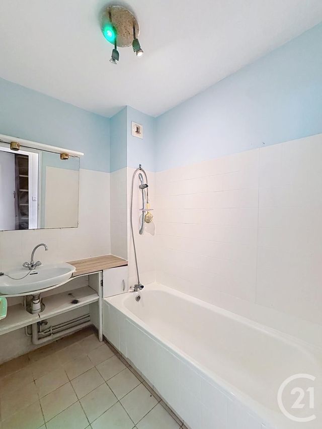 Appartement F1 à vendre - 1 pièce - 34.33 m2 - CANNES - 06 - PROVENCE-ALPES-COTE-D-AZUR - Century 21 Adhère Transactions