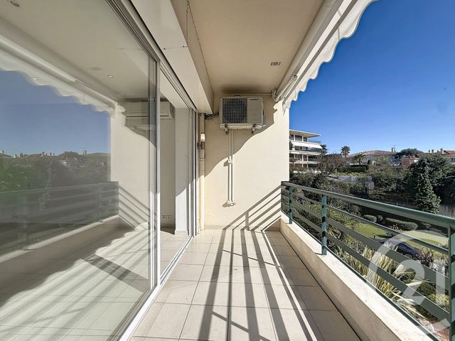 Appartement F2 à louer - 2 pièces - 48.0 m2 - CANNES - 06 - PROVENCE-ALPES-COTE-D-AZUR - Century 21 Adhère Transactions