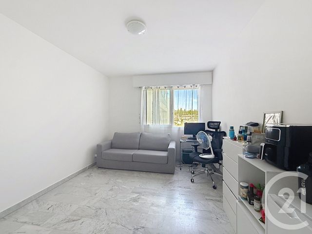Appartement F1 à louer - 1 pièce - 18.83 m2 - CANNES - 06 - PROVENCE-ALPES-COTE-D-AZUR - Century 21 Adhère Transactions