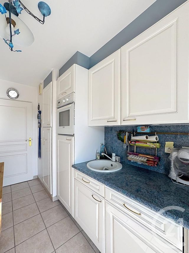 Appartement F2 à vendre - 2 pièces - 50.0 m2 - CANNES - 06 - PROVENCE-ALPES-COTE-D-AZUR - Century 21 Adhère Transactions