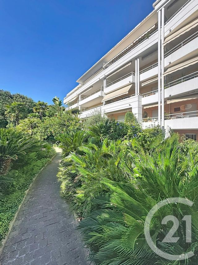 Appartement F2 à vendre - 2 pièces - 50.0 m2 - CANNES - 06 - PROVENCE-ALPES-COTE-D-AZUR - Century 21 Adhère Transactions