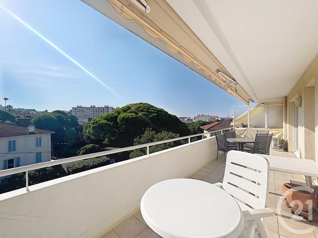 Appartement F2 à vendre - 2 pièces - 50.0 m2 - CANNES - 06 - PROVENCE-ALPES-COTE-D-AZUR - Century 21 Adhère Transactions