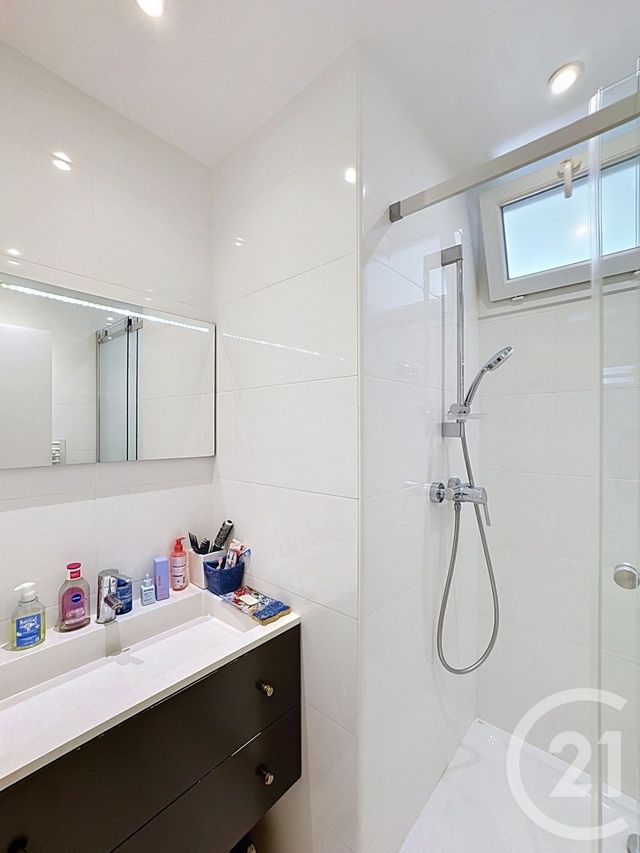 Appartement F2 à vendre - 2 pièces - 92.0 m2 - CANNES - 06 - PROVENCE-ALPES-COTE-D-AZUR - Century 21 Adhère Transactions