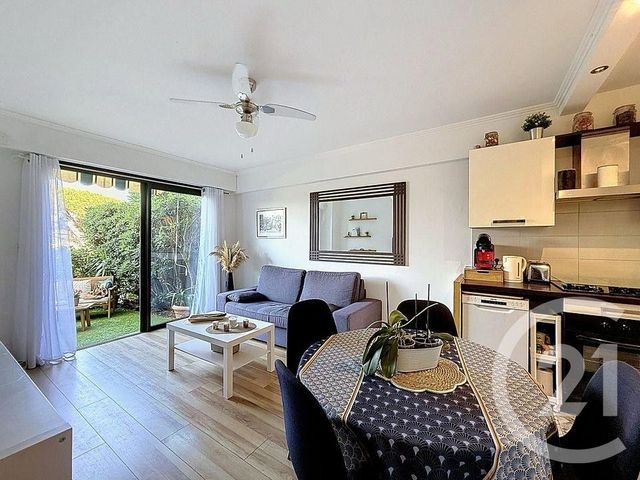 Appartement F2 à louer - 2 pièces - 35.0 m2 - LE CANNET - 06 - PROVENCE-ALPES-COTE-D-AZUR - Century 21 Adhère Transactions