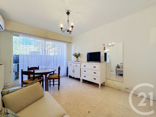Appartement F1 à vendre CANNES