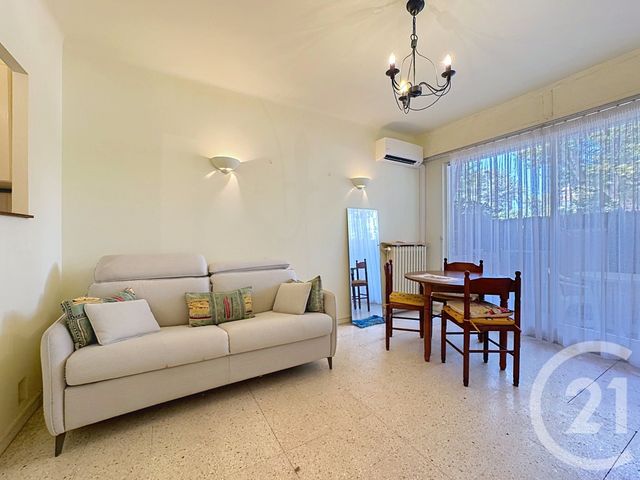 Appartement F1 à vendre - 1 pièce - 25.39 m2 - CANNES - 06 - PROVENCE-ALPES-COTE-D-AZUR - Century 21 Adhère Transactions