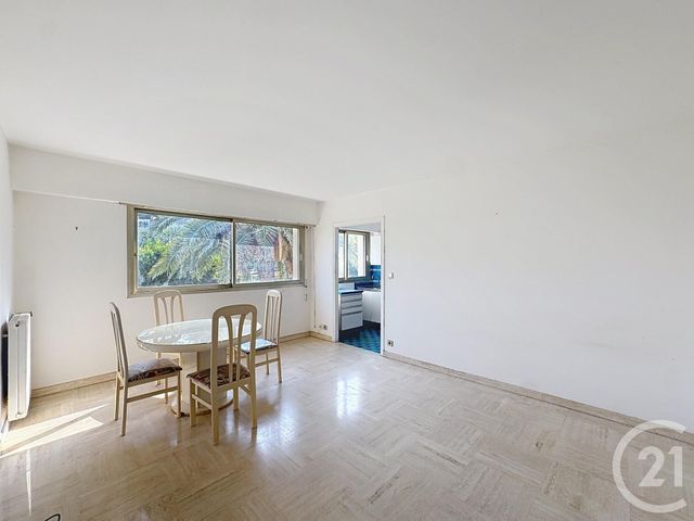 Appartement F1 à vendre - 1 pièce - 30.0 m2 - CANNES - 06 - PROVENCE-ALPES-COTE-D-AZUR - Century 21 Adhère Transactions