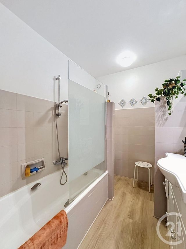 Appartement F3 à vendre - 3 pièces - 85.0 m2 - CANNES - 06 - PROVENCE-ALPES-COTE-D-AZUR - Century 21 Adhère Transactions