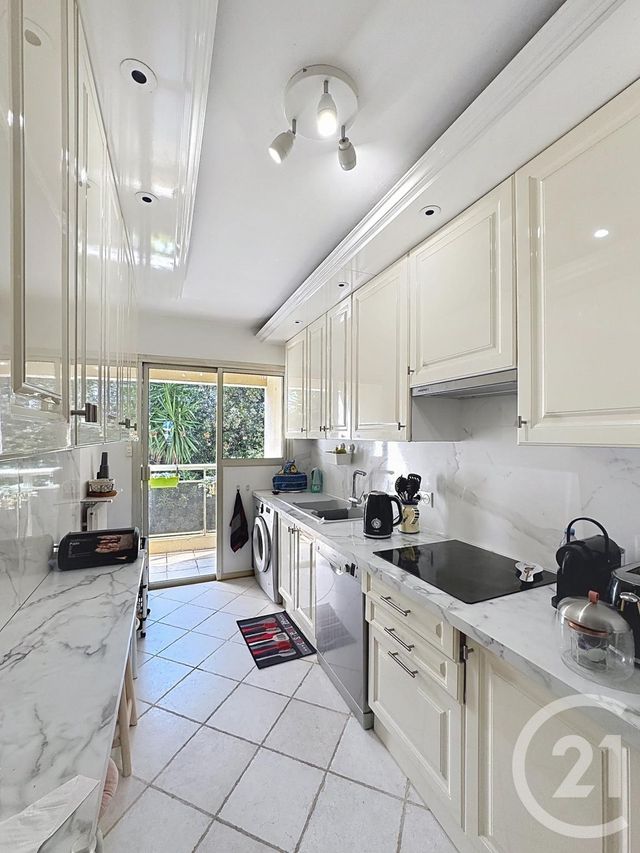 Appartement F3 à vendre - 3 pièces - 85.0 m2 - CANNES - 06 - PROVENCE-ALPES-COTE-D-AZUR - Century 21 Adhère Transactions