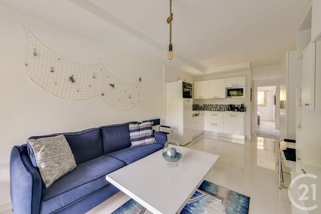 Appartement à vendre - 2 pièces - 36.0 m2 - CANNES - 06 - PROVENCE-ALPES-COTE-D-AZUR - Century 21 Adhère Transactions