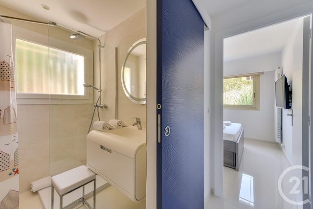Appartement à vendre - 2 pièces - 36.0 m2 - CANNES - 06 - PROVENCE-ALPES-COTE-D-AZUR - Century 21 Adhère Transactions